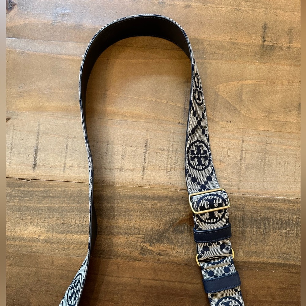 Tory Burch Black Crossbody Bag - Picture 12 of 16